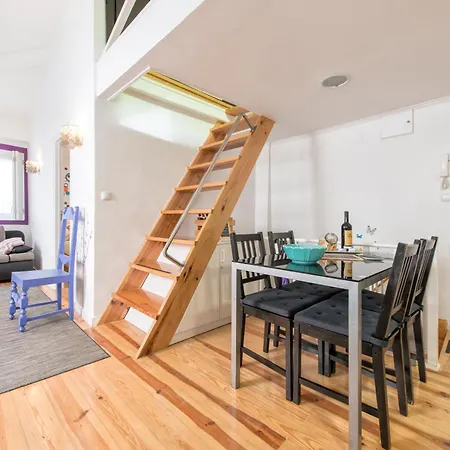 Alfama Doll House Apartment *
